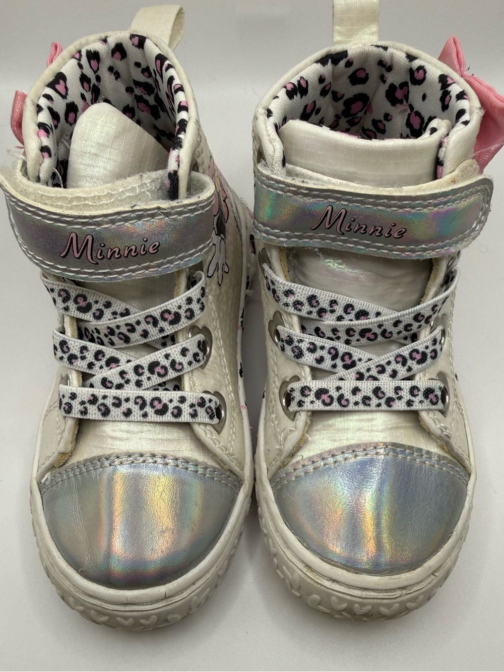 Toddler girl Minnie Mouse Iridescent High-Top Sneakers in White & Pink